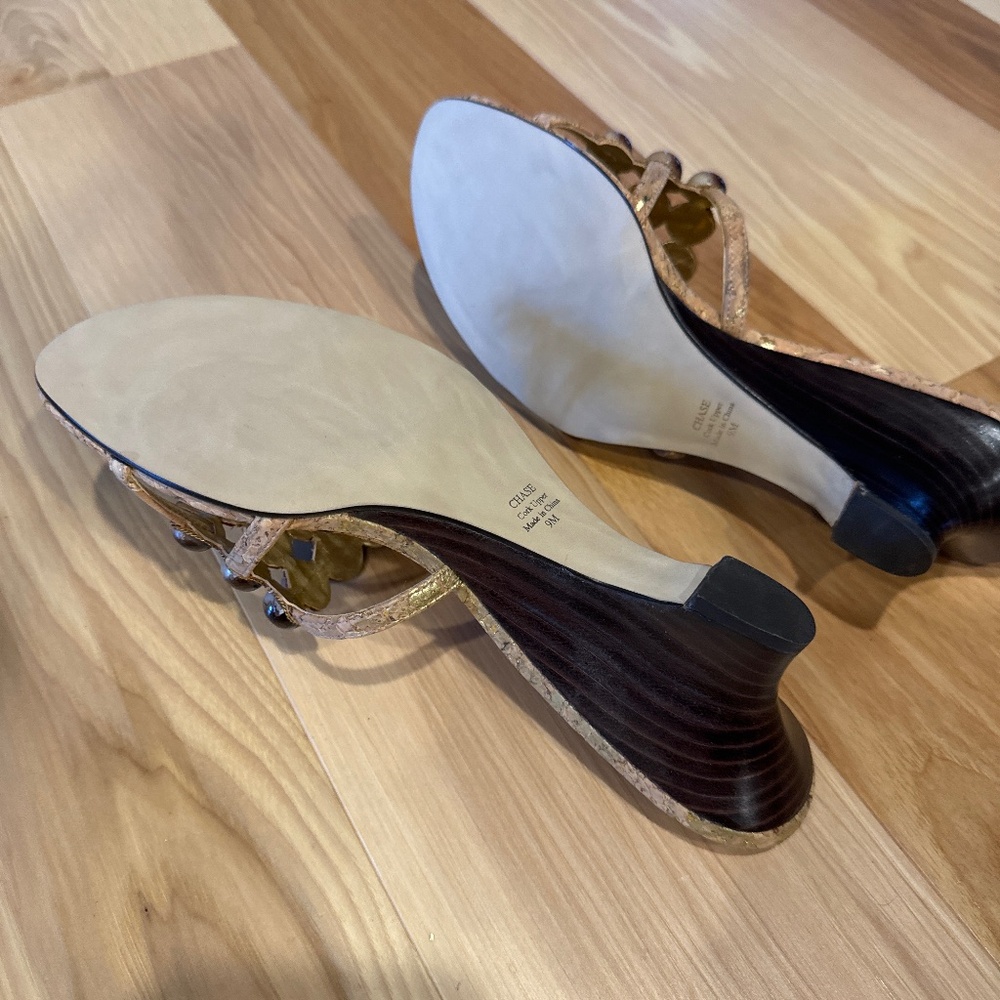 Never worn - Picture 2 of 3